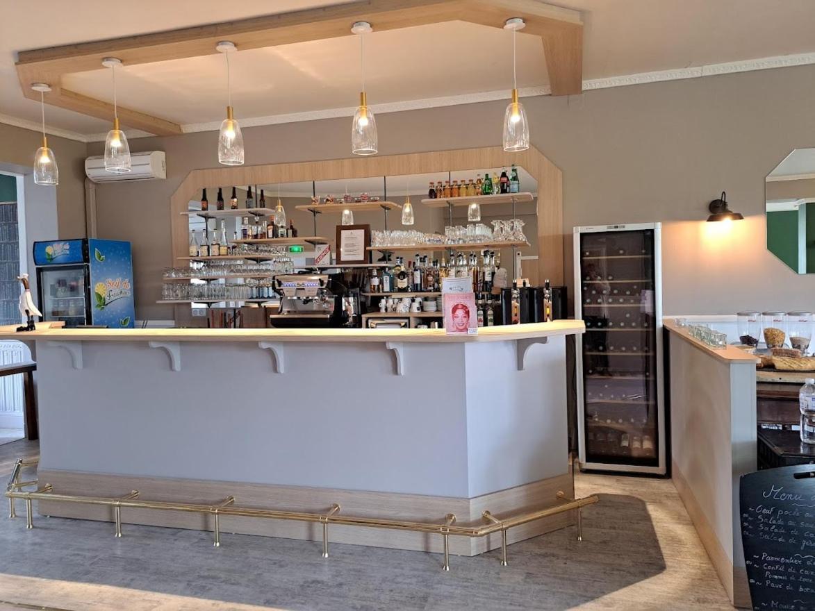 Logis Hotel Restaurant Le Lascaux Montignac-Lascaux Exterior foto